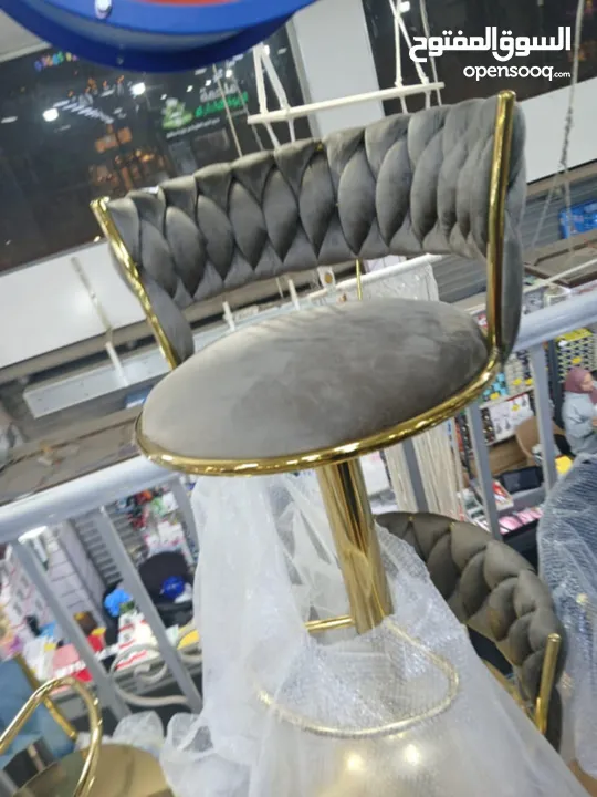 جديد وحصري .......  كراسي استول التركي  استالس ذهبي  جك بحمل وزن 150k بشكل جديد  خدمه توصيل عمان ومح