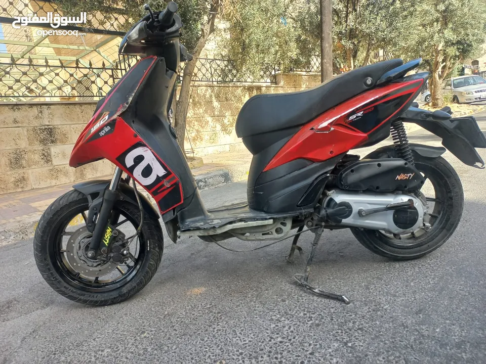 سكوتر  Aprilia