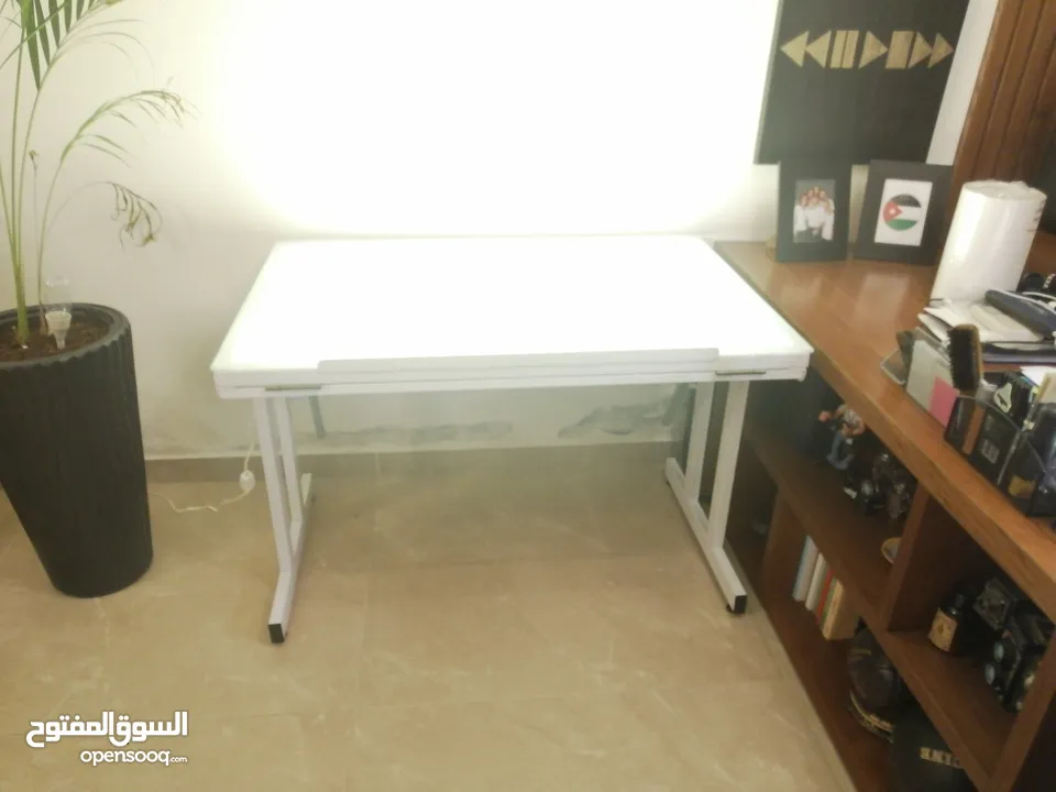 مرسم  مرسم هندسي   مراسم هندسية   طاولات رسم هندسي   drafting table   مرسم شف   رسم    مكتب هندسي...