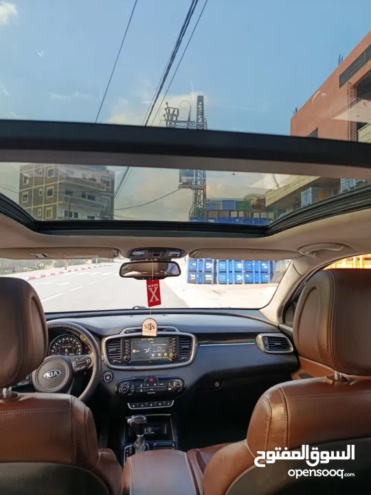 كيا سورنتو للبيع