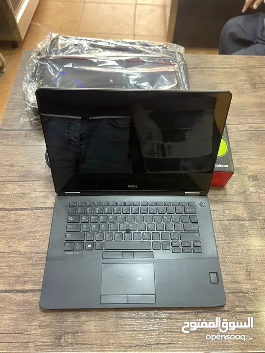 Laptop DELL Core i5-6300 شبه جديد السعر 200 دينار شامل توصيل لباب بيتك