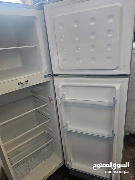 GEEPAS SMALL DOUBLE DOOR FRIDGE FOR SALE WITH EXCELLENT CONDITION FREE DELIVERY