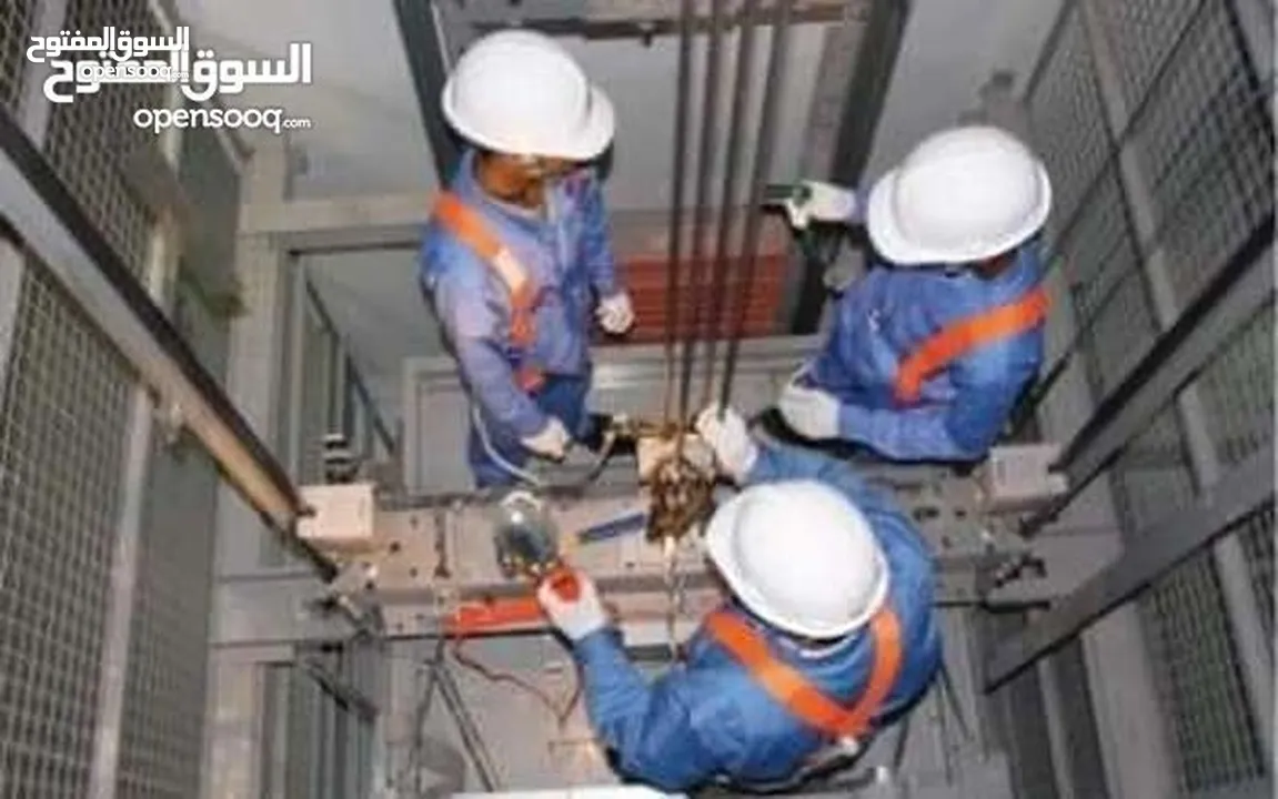 مصاعد كهربائية شامل التركيب