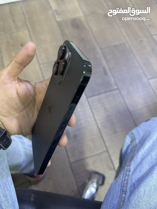 ايفون 14 برو ماكس  سعه الذاكره 1 تيرا  امريكي esim شريحه الكترونيه