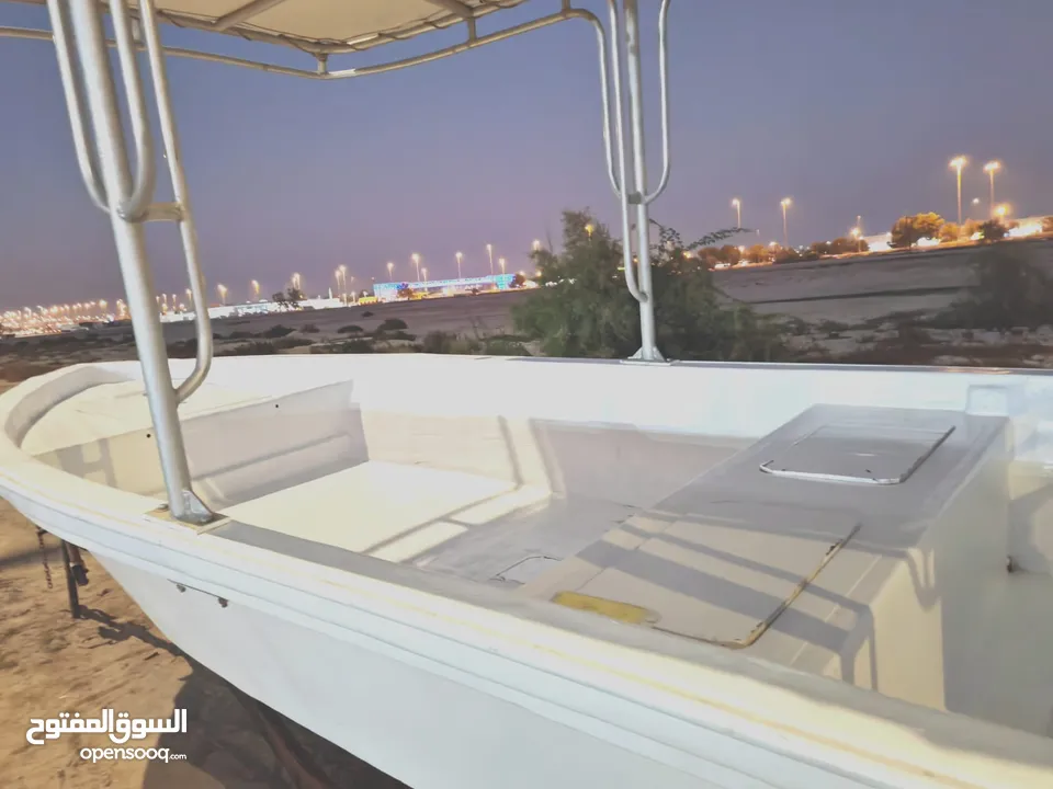 قارب صيد 18 قدم مع محركات ياماها 60 60 2014 فور ستروك 2014