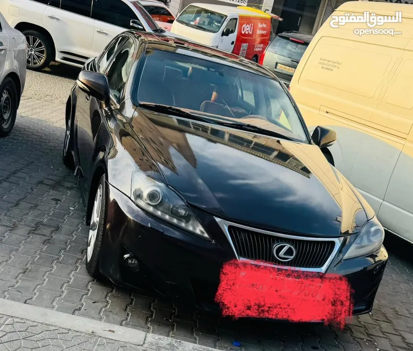 Lexus is250