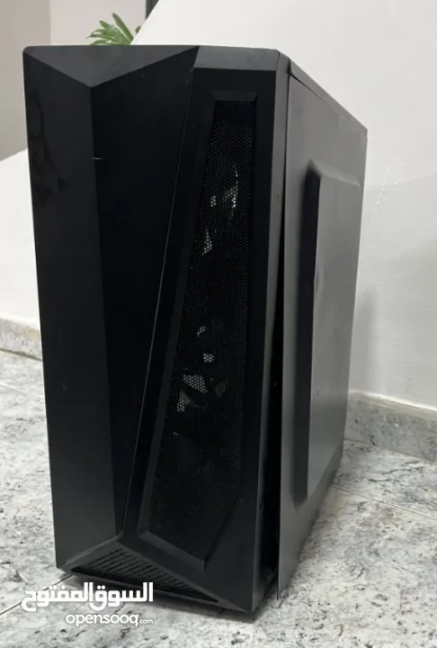 كمبيوتر مستعمل