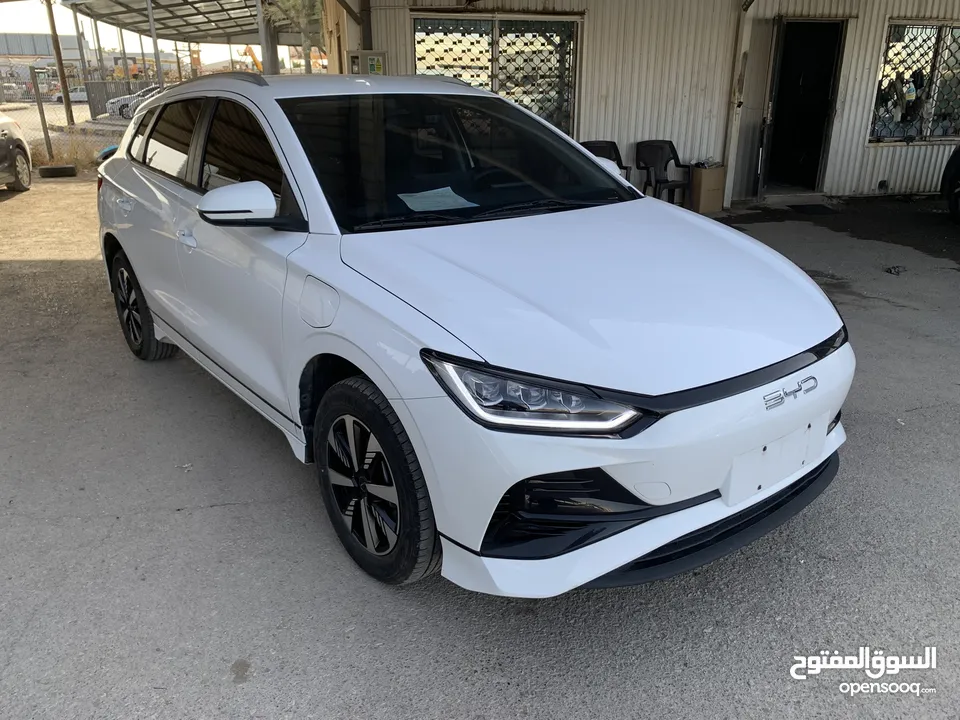 BYD E2 2022 بي واي ديه 2022 صنف لوكشري فل الفل بحاله الوكاله