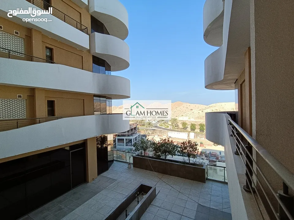 Splendid 2 BR apartment for sale in Qurum at a good location Ref: 633J