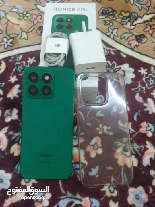 بسم الله الرحمن الرحيم  جهاز هونر X8d سعه تخزين 256 الرام 8+8 يعني 16 رام  جهاز بسم الله ماشاء الله