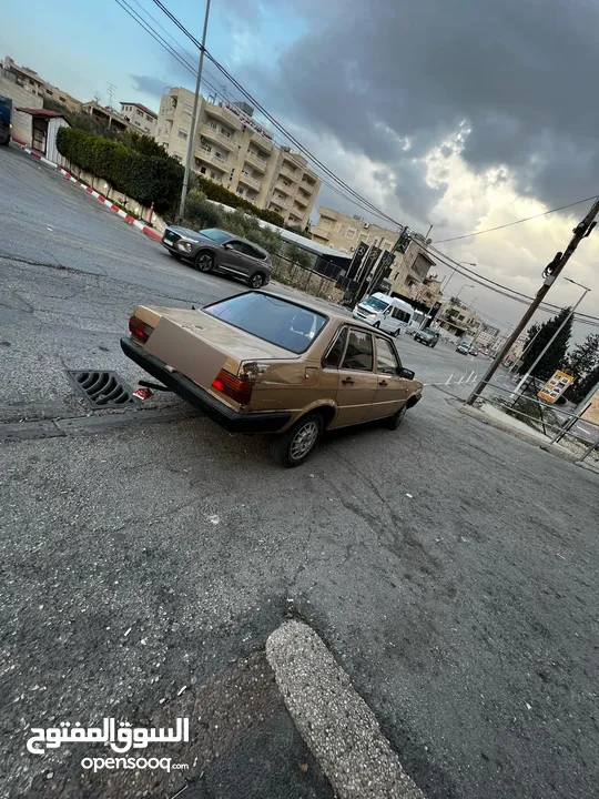 اودي 80 موديل 1982