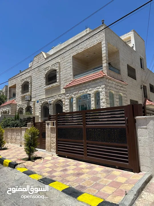 ڤيلا في منطقة طبربور بسعر مناسب