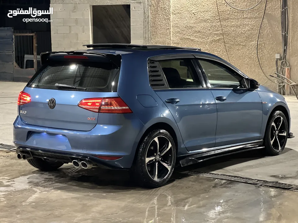 جولف MK7.5 2014 (مميزة وفل إضافات مع بانوراما وبسعر مميز كاش فقط)