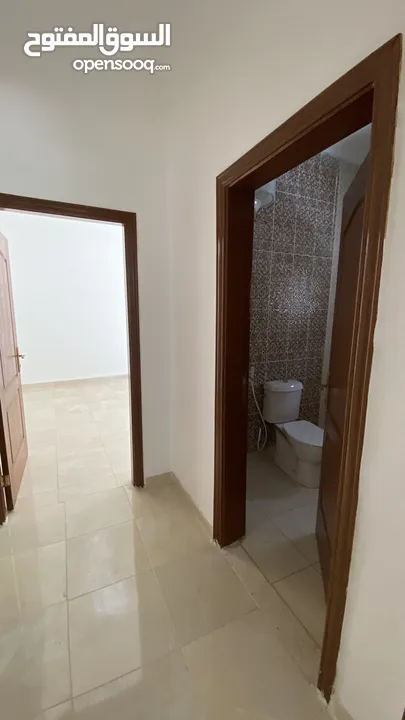 شقق سكنية او استثمارية جديدة لم تسكن للبيع في صويلح  120متر مع مطبخ امريكي راكب  من المالك مباشرة.