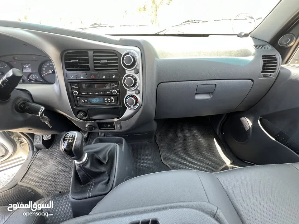 كيا بنجو موديل 2019  ثلاجة تجميد فحل كبينه وربع  فحص كامل جمرك جديد