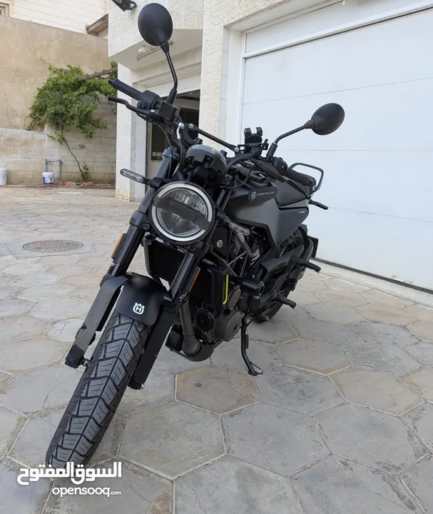 Husqvarna Svartpilen 250cc 2022