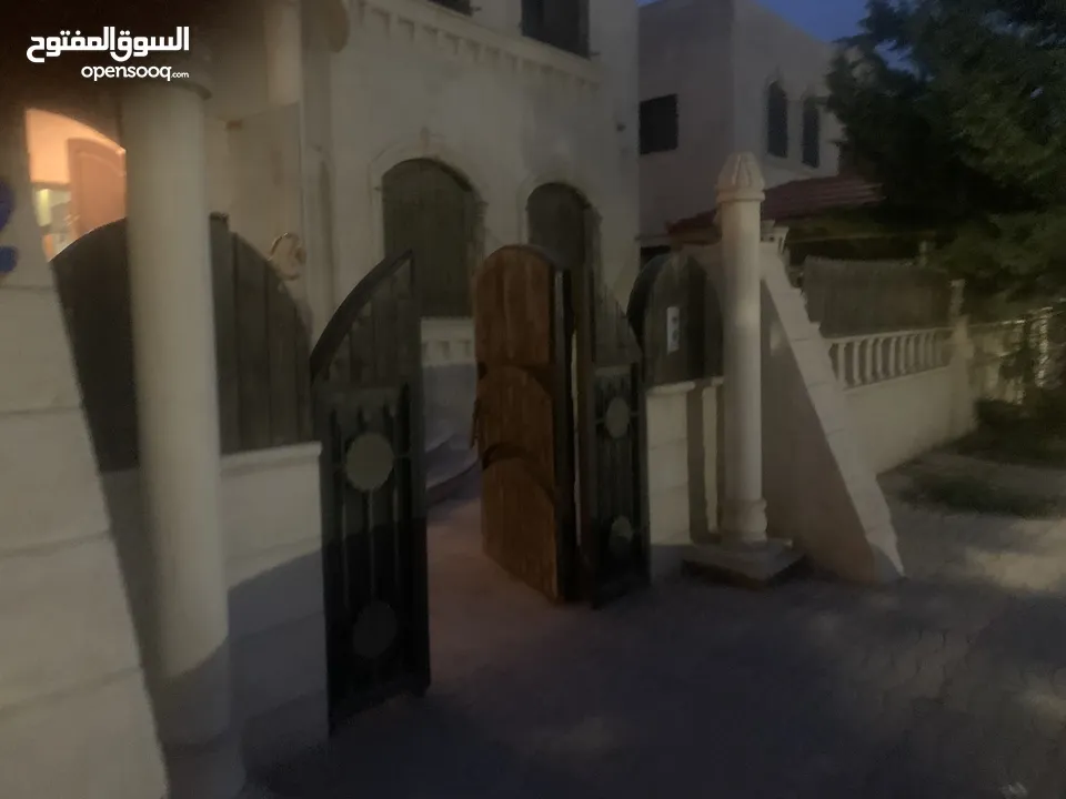 فيلا للبيع جاوا