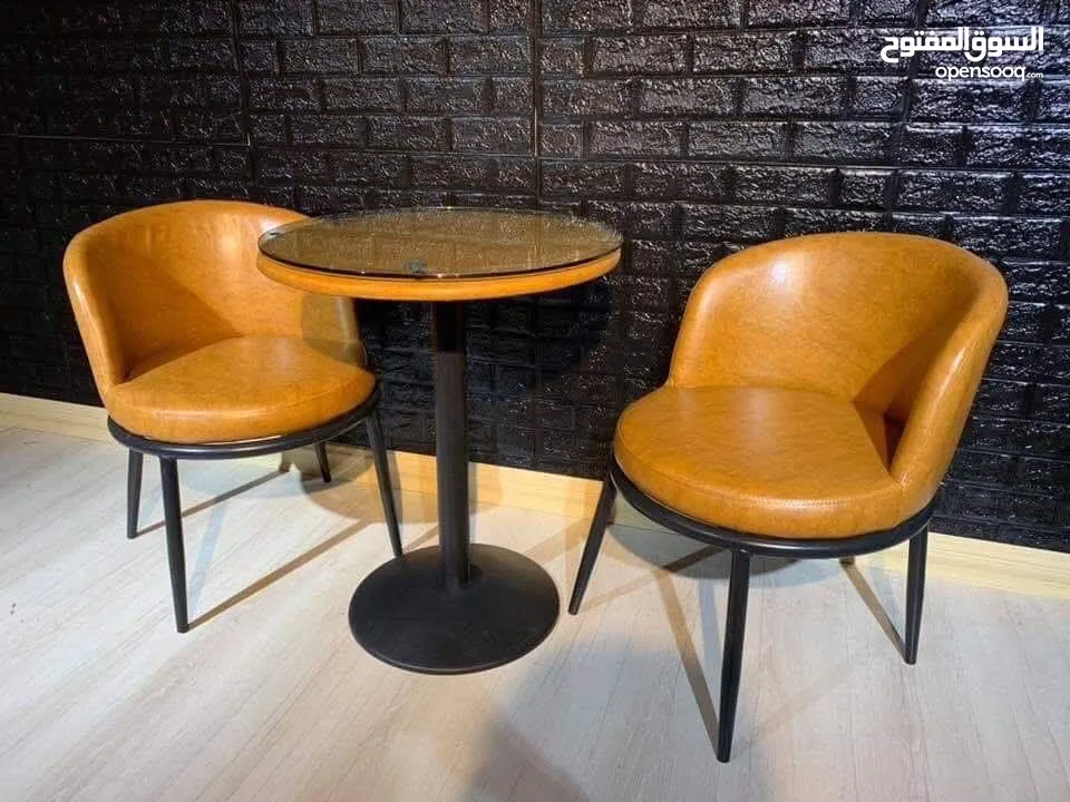 طاولة وسط مع كرسيتين  عرض عرض عرض لا تضيعوه من بين ايديكم اغتنموا الفرصة