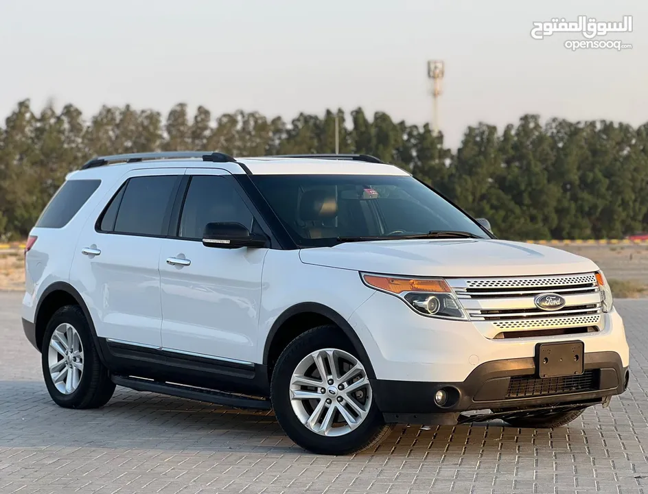 FORD EXPLORER 2014 XLT GCC FULL OPTION