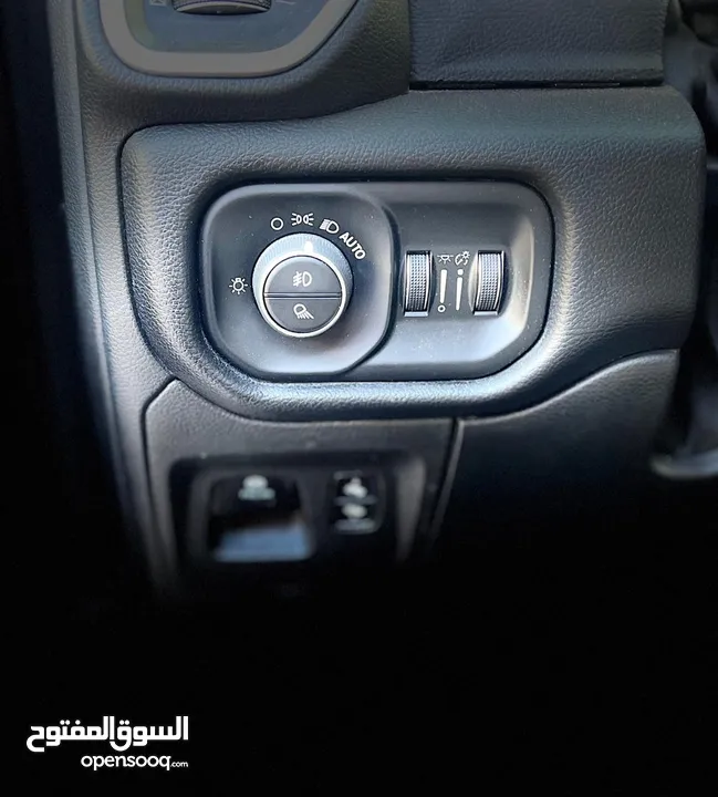 Dodge Ram 1500 LARAMIE V8 5.7 Hemi 2019
