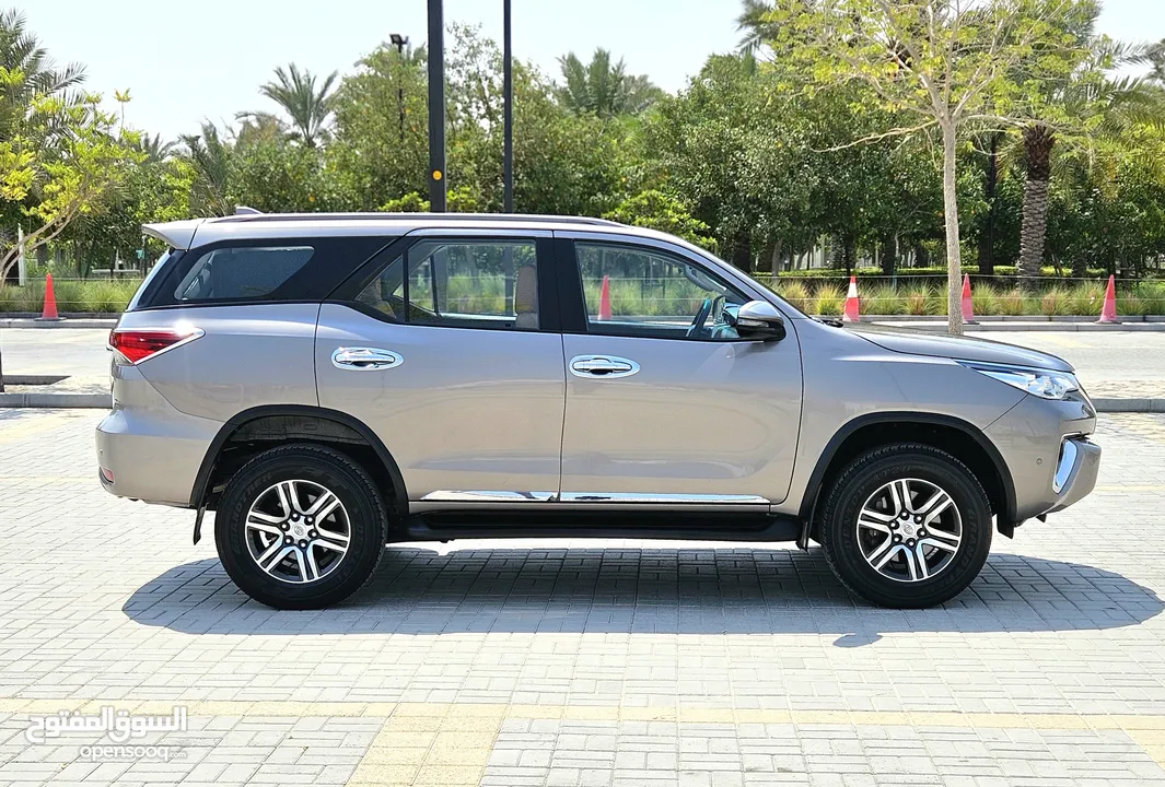 TOYOTA  FORTUNER  4×4 2019 WELL MAINTAIN CAR FOR SALE URGENTLY