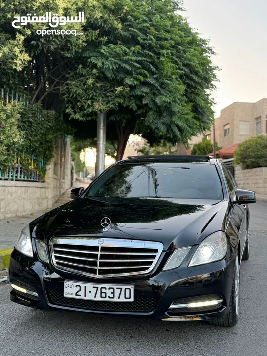مرسيدس E200  cgi فل كامل عداد قليل  افنجارد فحص كامل  افنجارد بانوراما بسعر مغري