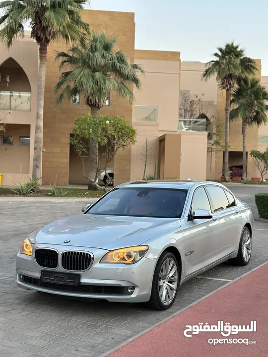 بي ام دبليو 750 LI موديل 2011 خليجي الجنيبي