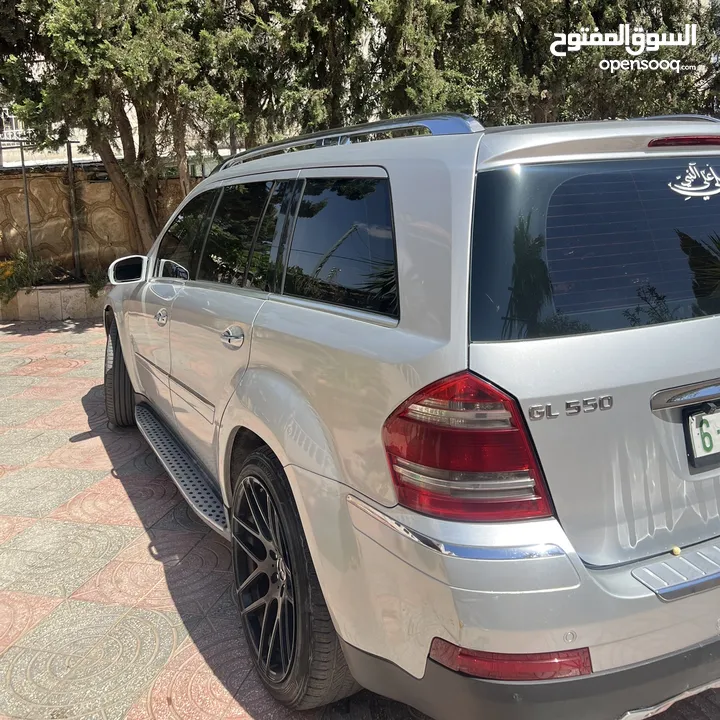 للبيع جب مرسيدس GL550 موديل 2009 سبع ركاب