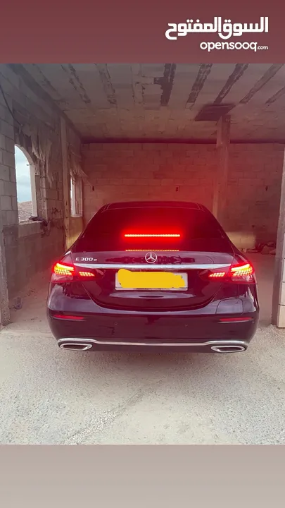 ميرسيدس E300 موديل 2021 للبيع