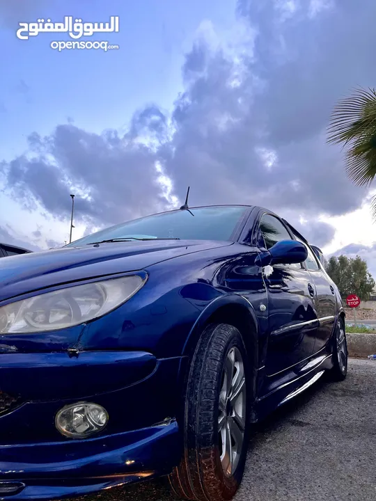 بيجو 206 موديل 2004 جير اوتوماتيك توب ترونيك ماتور 1400cc، الأجمل في الأردن
