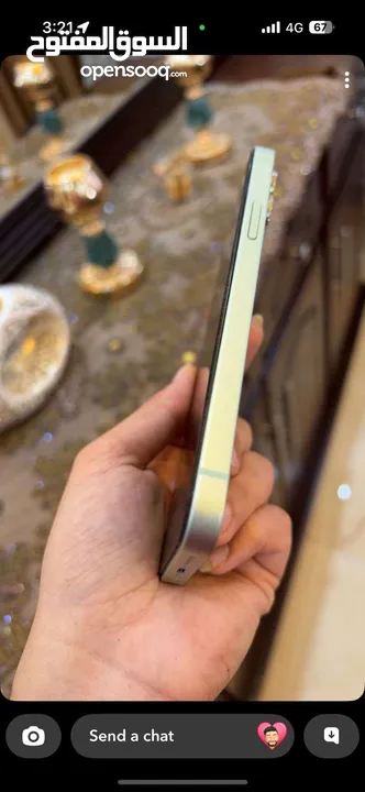 هاتف ايفون 12