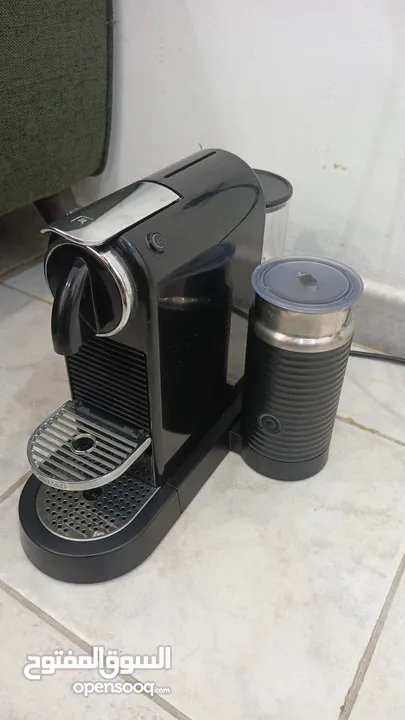 للبيع ماكينة قهوة نسبريسو مع خفاق حليب - Opensooq