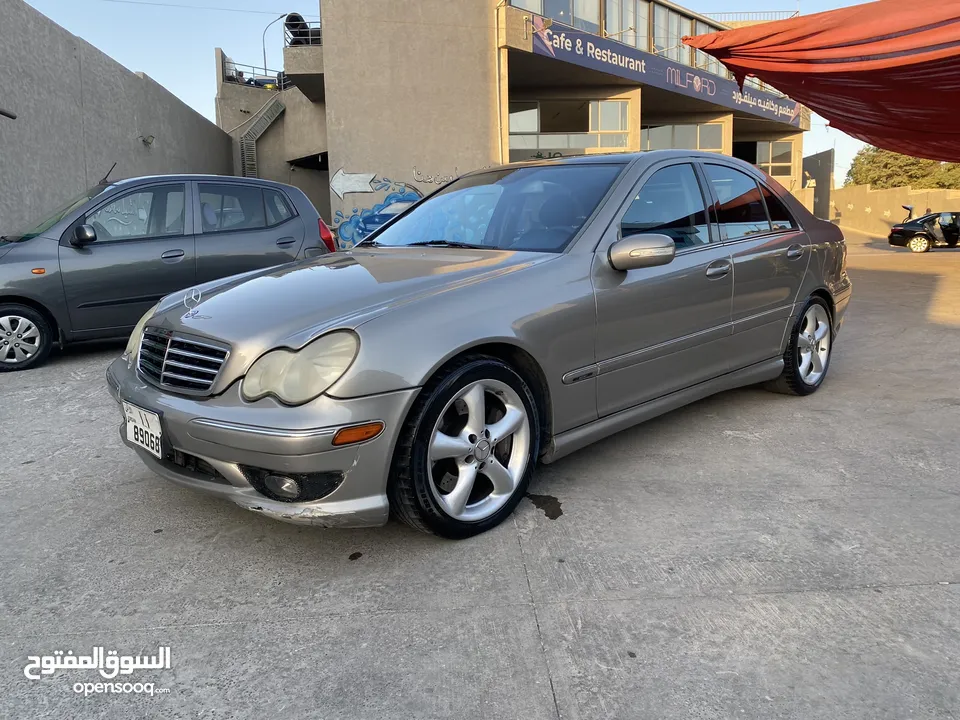 للبيع: Mercedes C230 Kompressor 2005 مستعملة