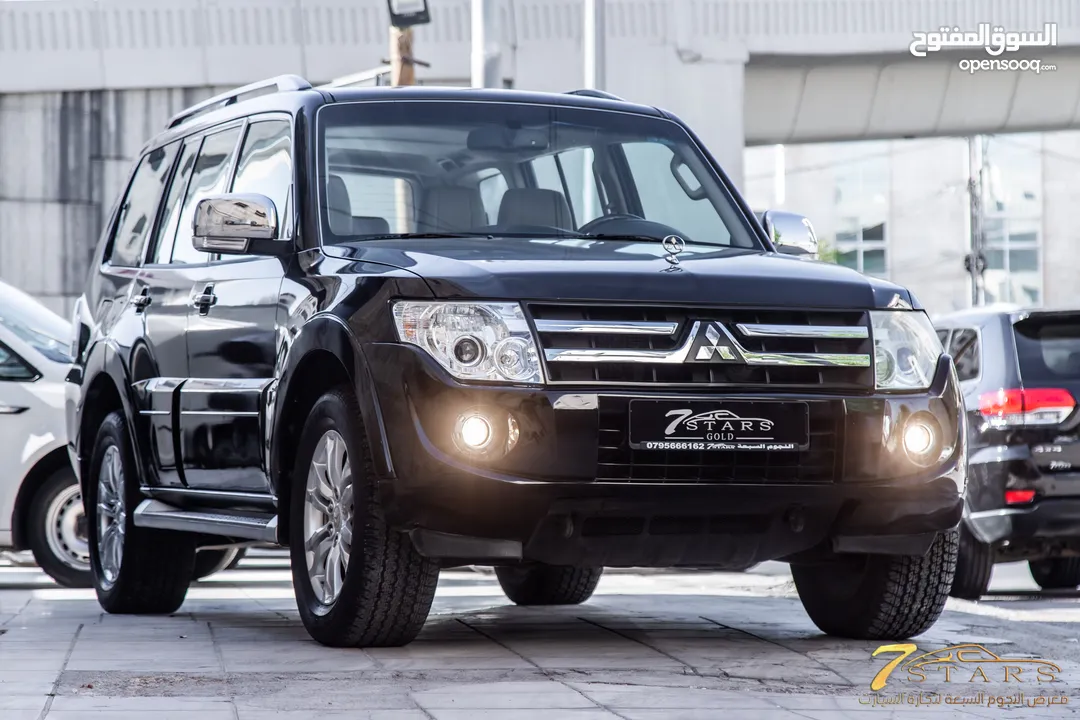 Mitsubishi Pajero 2014  السيارة وارد الشركة و قطعت مسافة 69,000 كم فقط للبيع