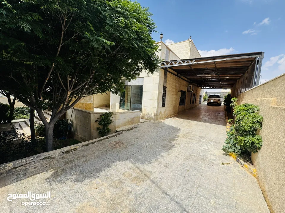 فيلا مميزه للبيع في ضاحية المدينة المنورة من المالك مباشره
