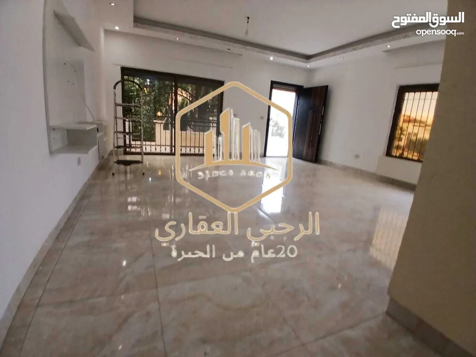 شقة / للايجار / ارضية / 3نوم / دابوق