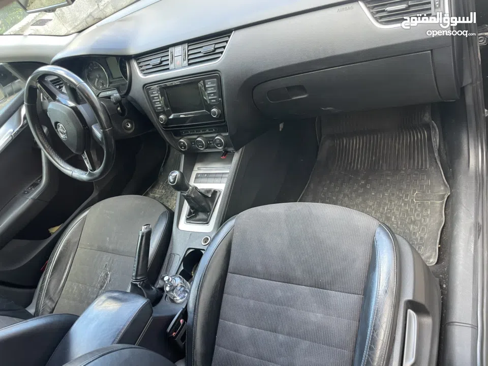 skoda اكتافيا 2014جير عادي