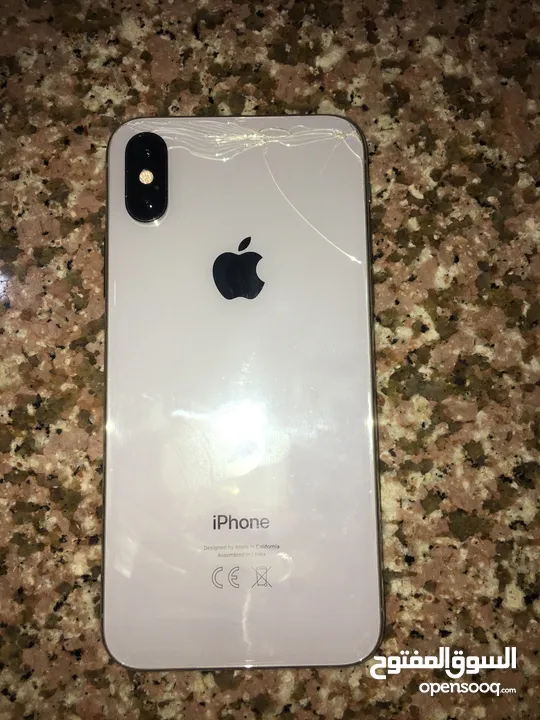 iPhone Xs بحالة ممتازة جدا