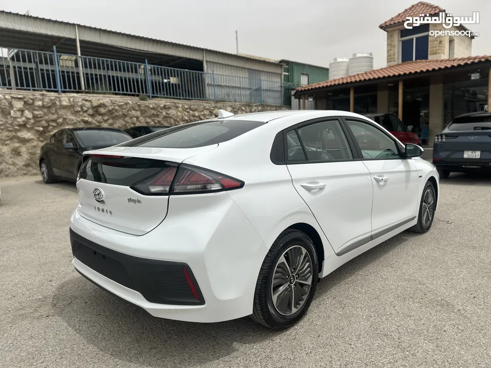 هيونداي ايونك هايبرد بلج ان 2020 كرت ابيض فحص كامل حره غير مجمركه