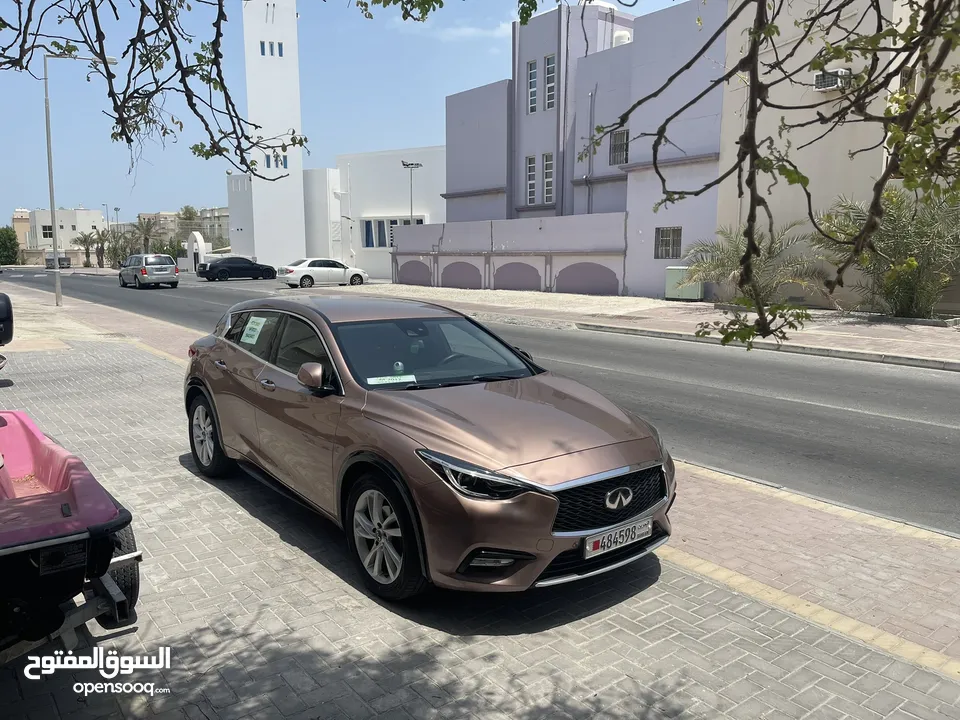 إنفينيتي Q30 2017 Insurance to 1/8/2025 Excellent condition  140000 km