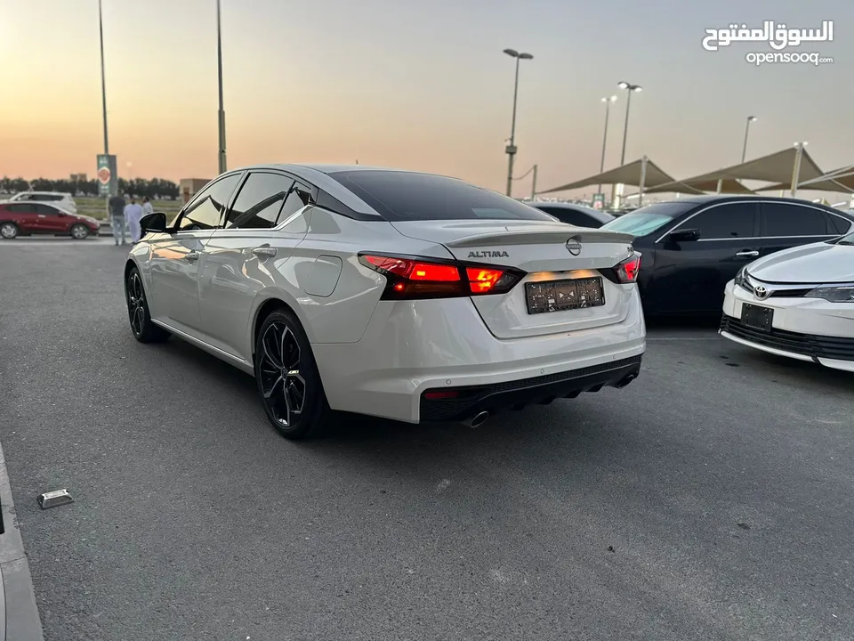 Nissan Altima 2023 SR GCC, in agency condition