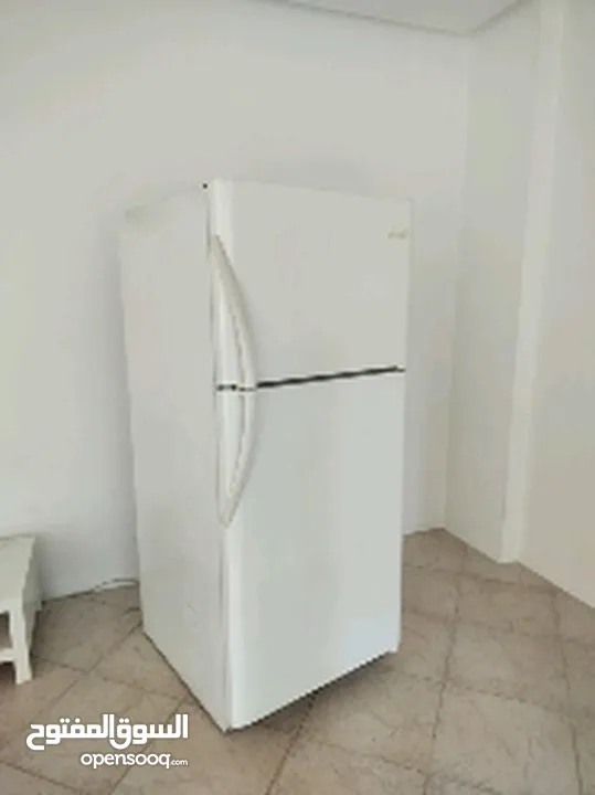 Frigidaire refrigerator in very good condition