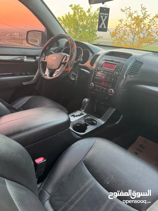 كيا سورينتو 2012