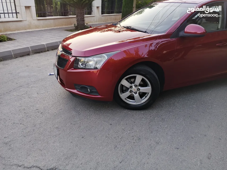 شيفروليه كروز 2012 لون خمري اتوماتيك بحاله ممتازه لا تحتاج إلى شيء