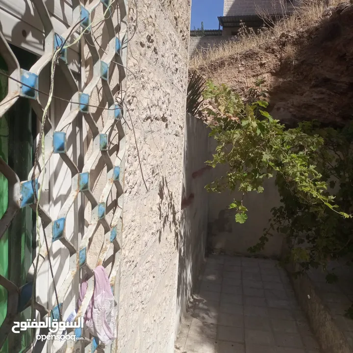 شقة ارضية بضاحية الاقصى للبيع
