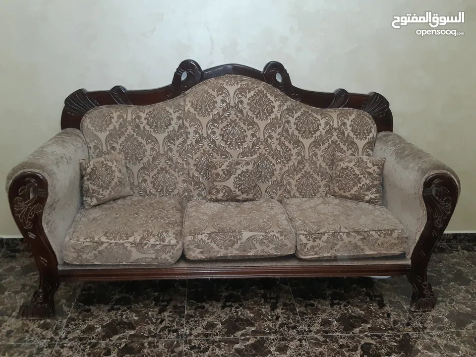 أثاث غرفة ضيوف