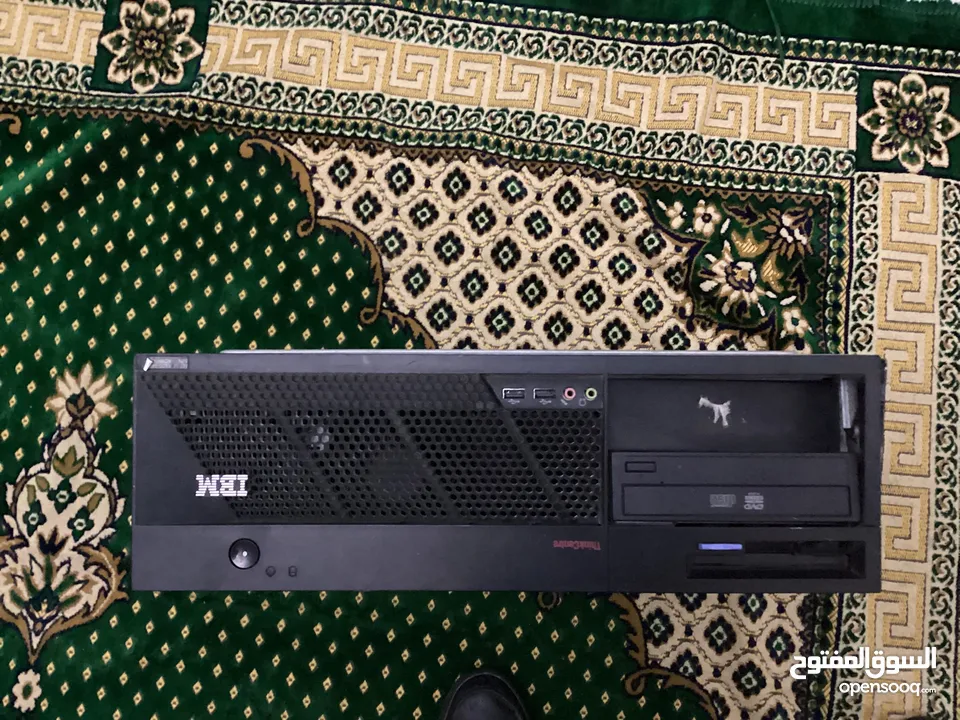 كمبيوتر شغال ميه بلميه للألعاب الخفيفه وتقدر تعدلو للألعاب القويه زي قراند وغيرها والتواصل رساءل