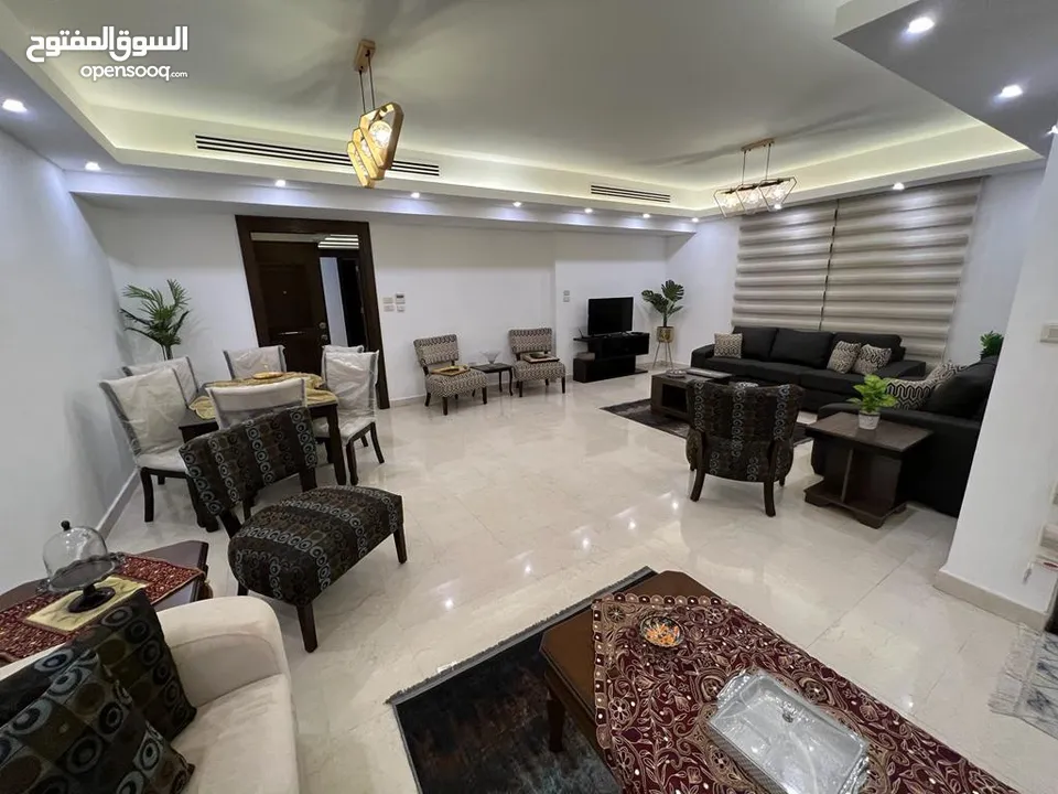شقة مفروشة في - دير غبار - ثلاث غرف نوم مودرن و مميزة جدا (6836)