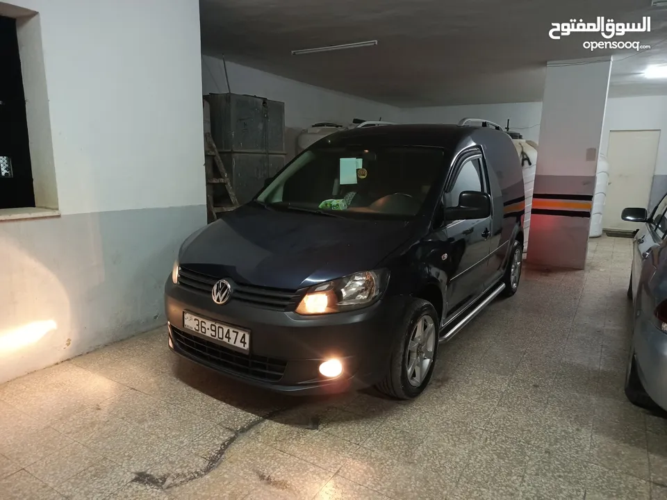 جولف كادي مميز جدا شصي قصير ماتور 1600  بحالة ممتازة مرخص سنه