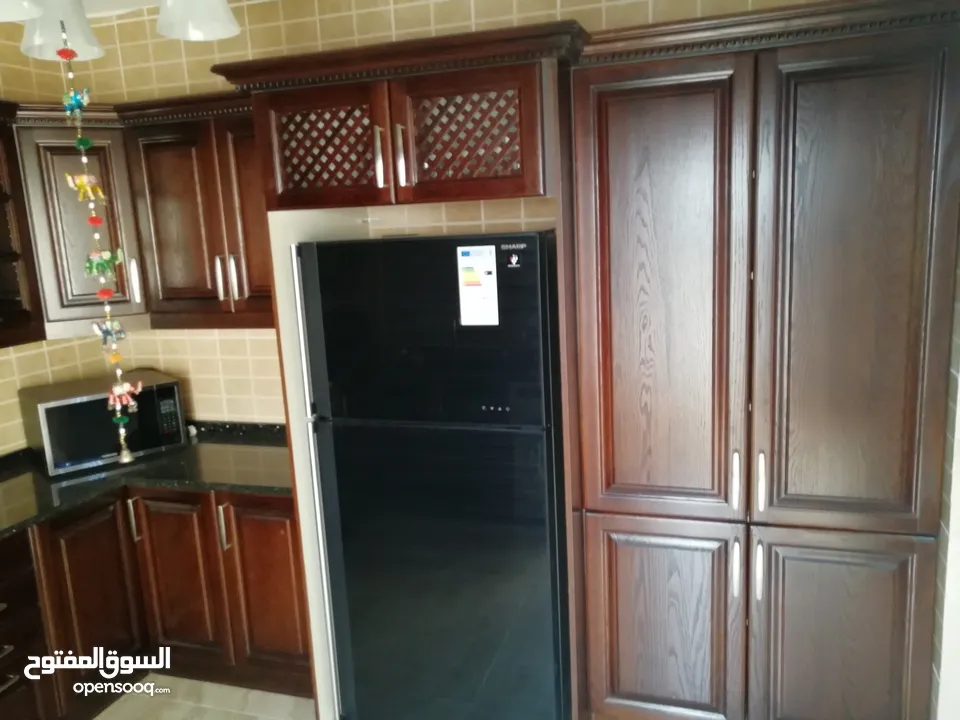 شقة جنوبية غربية للبيع شبه جديدة في طبربور -طارق شارع رطب قلبك
